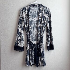Studio Donatella Robe Floral Black and White with Attached Belt Long Sleeves